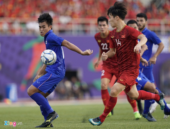 Việt Nam cho Thái Lan thành cựu vương sau trận hòa 2-2, tiến thẳng vào bán kết SEA Games với ngôi đầu bảng-8