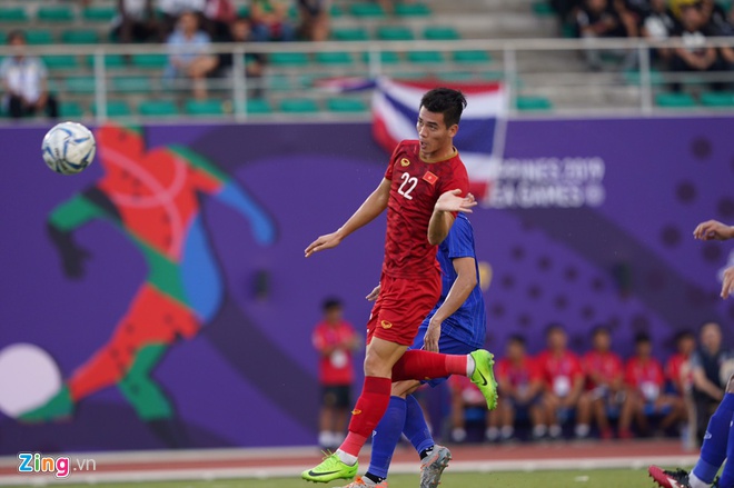 Việt Nam cho Thái Lan thành cựu vương sau trận hòa 2-2, tiến thẳng vào bán kết SEA Games với ngôi đầu bảng-9