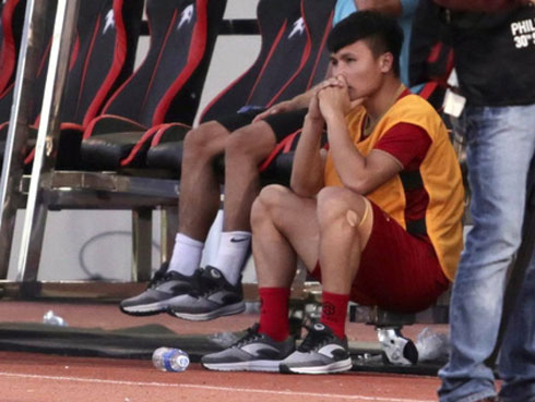 HLV Park Hang-seo báo tin buồn: Quang Hải không đá được bán kết SEA Games 30-2