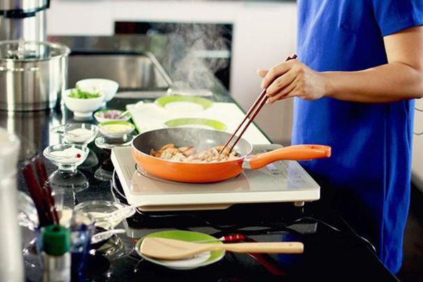 Bếp gas có tiếng kêu lục cục, mau chóng kiểm tra ngay kẻo cả nhà rước họa-3