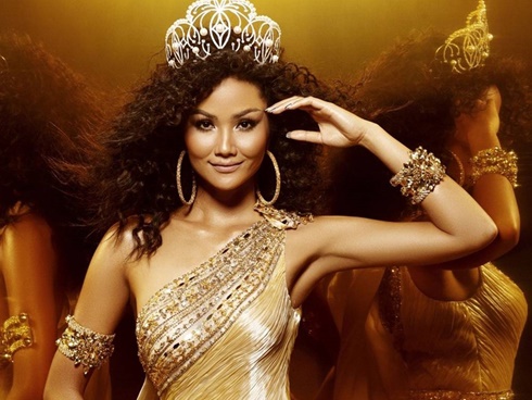 4 cô gái Lào hot ở Việt Nam mặc đồ truyền thống lẫn hiện đại đều thu hút-21