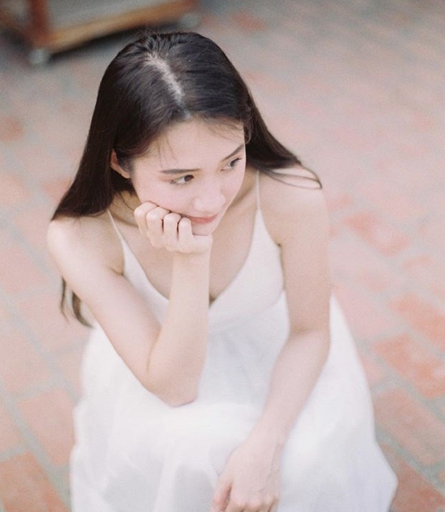 4 cô gái Lào hot ở Việt Nam mặc đồ truyền thống lẫn hiện đại đều thu hút-15