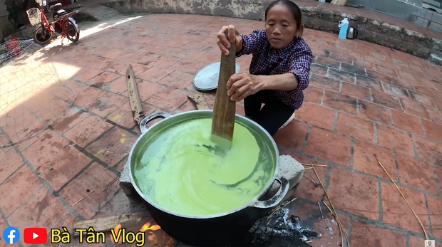 Giữa mùa đông, Sa Pa tuyết đã rơi còn Bà Tân Vlog lại làm thạch để ăn cho nó... mát, lại còn sử dụng loại lá dứa cực khác người-4