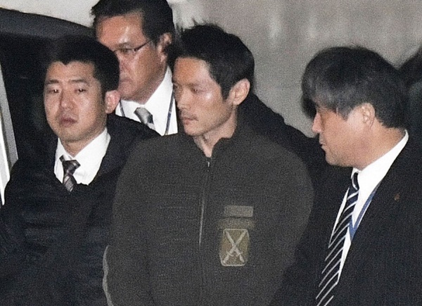 Tìm thấy con trai 3 tuổi của bạn gái nằm bất tỉnh trong bồn tắm, người đàn ông gọi báo cảnh sát nhưng bị bắt giữ ngay sau đó-1