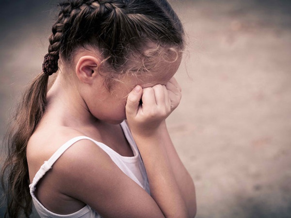 Bé gái 3 tuổi đã có đèn đỏ chỉ vì mẹ chăm bồi bổ cho con bằng loại thực phẩm mà nhà nào cũng có 1 lọ-1