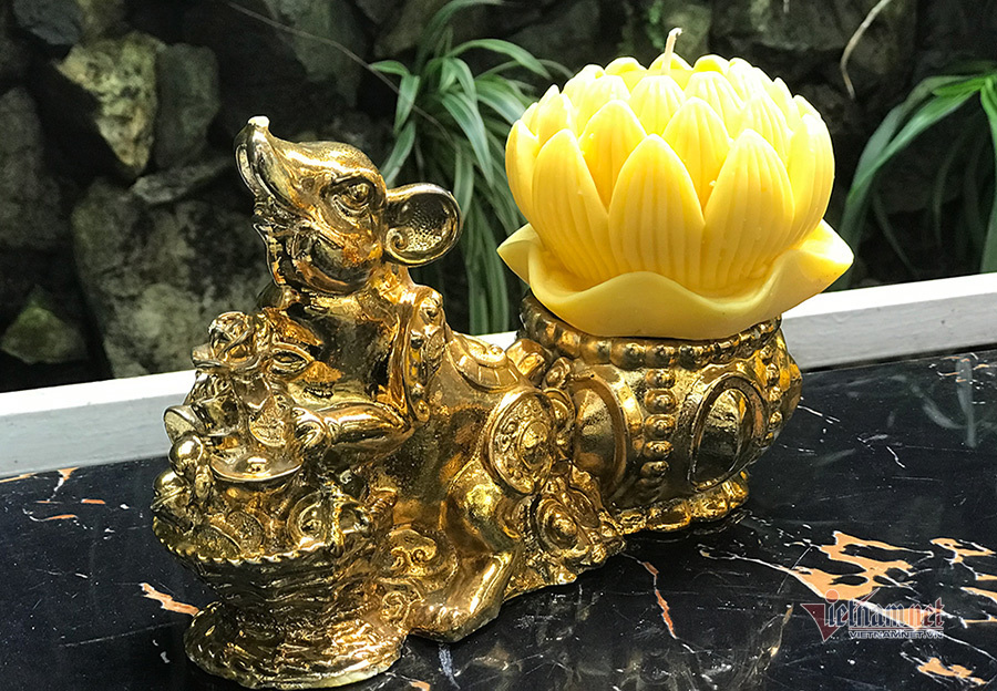 Chuột cõng chĩnh vàng cháy sáng, sốt hàng Tết năm nay-2