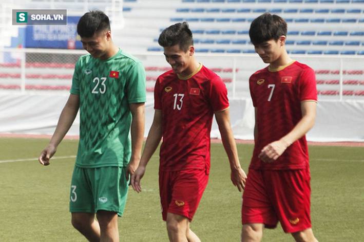 Tiến Linh giúp Văn Toản cười hết nấc, xóa tan áp lực sau trận hòa Thái Lan-3