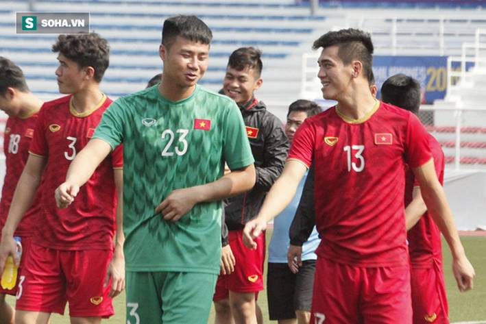 Tiến Linh giúp Văn Toản cười hết nấc, xóa tan áp lực sau trận hòa Thái Lan-5