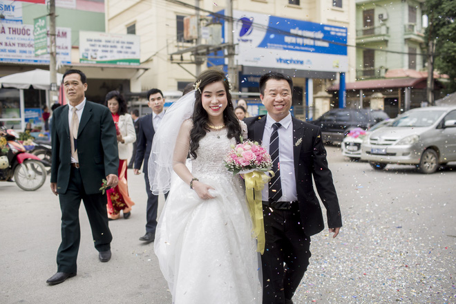 Chăm đi spa, thanh niên 30 tuổi lấy được vợ theo cách không thể hài hơn trong 4 tháng-4