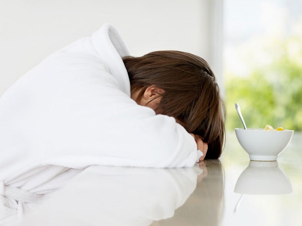 Khi đứa bé bán vé số bỏ mũ xuống, tôi lặng người khi biết đó chính là đứa con mà tôi luôn tìm kiếm bao lâu nay-1