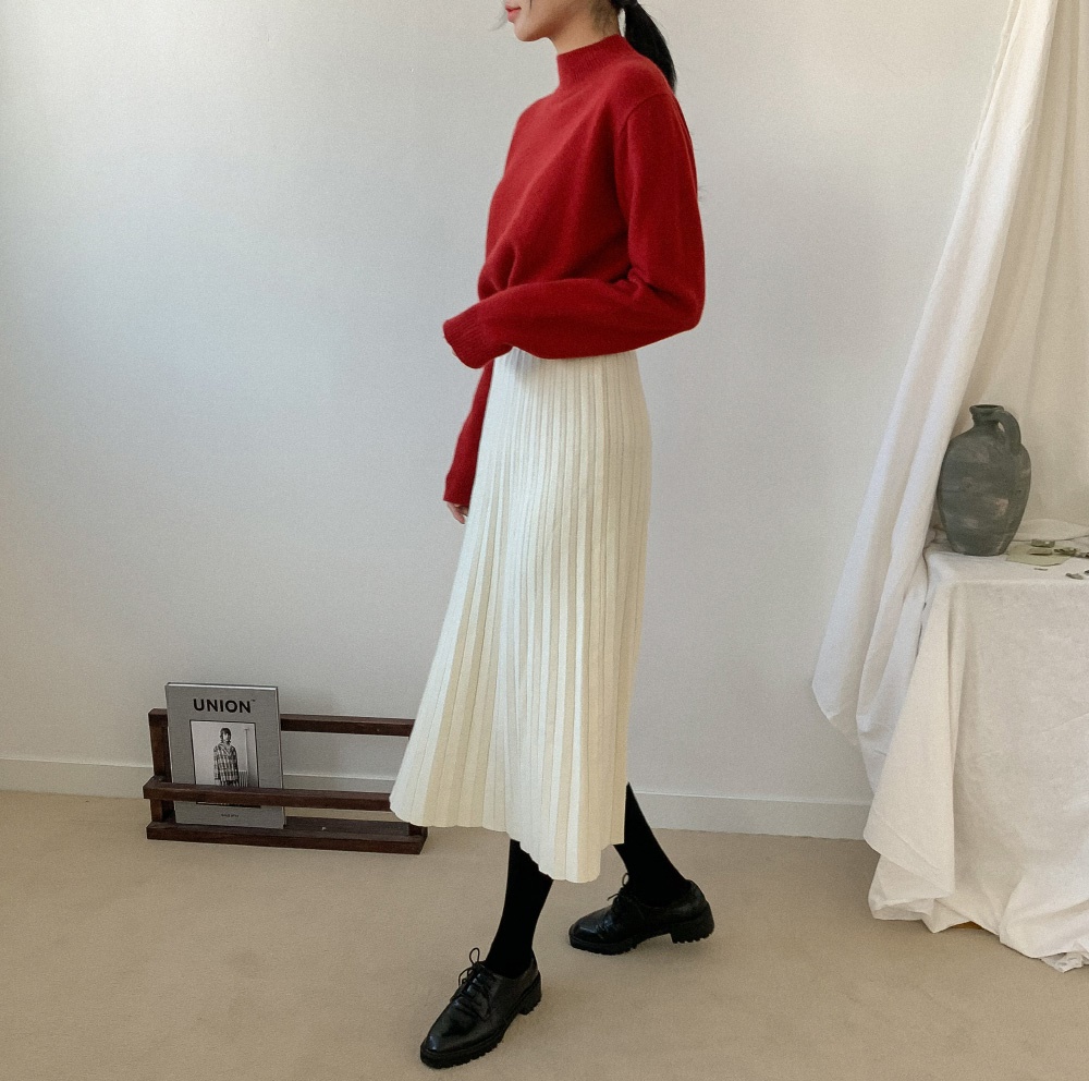 Rất khó để chị em ngó lơ” 4 công thức diện áo len + chân váy xinh xắn quá mức quy định này-5