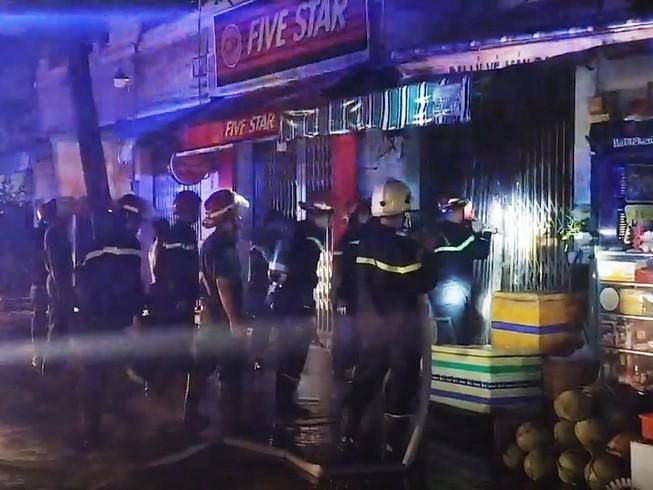 Vụ cháy khiến 2 người phụ nữ và 1 cháu bé tử vong: Do khoá cửa bên trong?-1