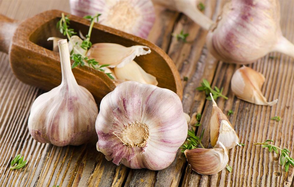Ăn 1 tép tỏi vào thời điểm này trong ngày, cơ thể bạn sẽ miễn nhiễm với hàng loạt bệnh tật, bao gồm cả ung thư vú-4