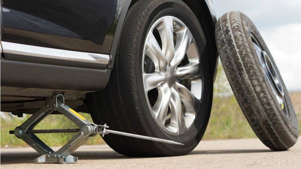 Lý do lốp dự phòng ô tô chỉ nên sử dụng trong thời gian ngắn-1