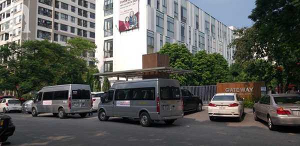 Từ kết quả điều tra vụ bé trai trường Gateway tử vong: Lý giải chiếc áo màu đỏ khi nạn nhân mặc đi học bị đổi màu-1