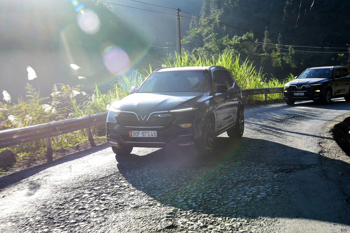 Đoàn xe mắt hí” chinh phục những cung đường thách thức bậc nhất địa đầu Tổ quốc-8