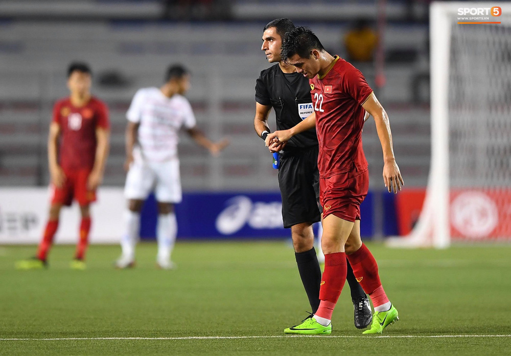 Tiến Linh dính chấn thương, lo lắng càng đè nặng lên vai HLV Park Hang-seo trước thềm chung kết SEA Games 30-4