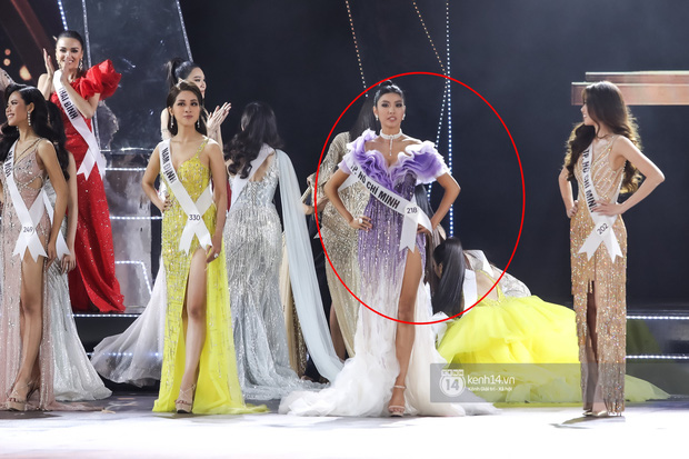 Nóng: Đang chuẩn bị nhận giải, Hương Ly bất ngờ ngất xỉu ngay trên sân khấu Hoa hậu Hoàn vũ Việt Nam 2019-1