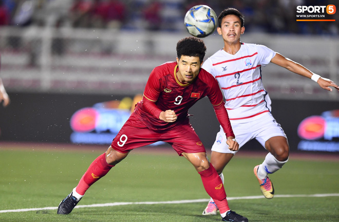 Đức Chinh hóa siêu tiền đạo, khiến HLV U22 Campuchia ngừng gáy trước U22 Việt Nam-7