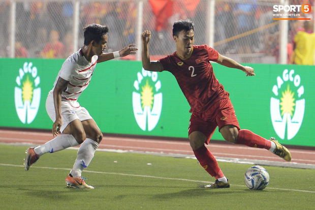 Đức Chinh hóa siêu tiền đạo, khiến HLV U22 Campuchia ngừng gáy trước U22 Việt Nam-14