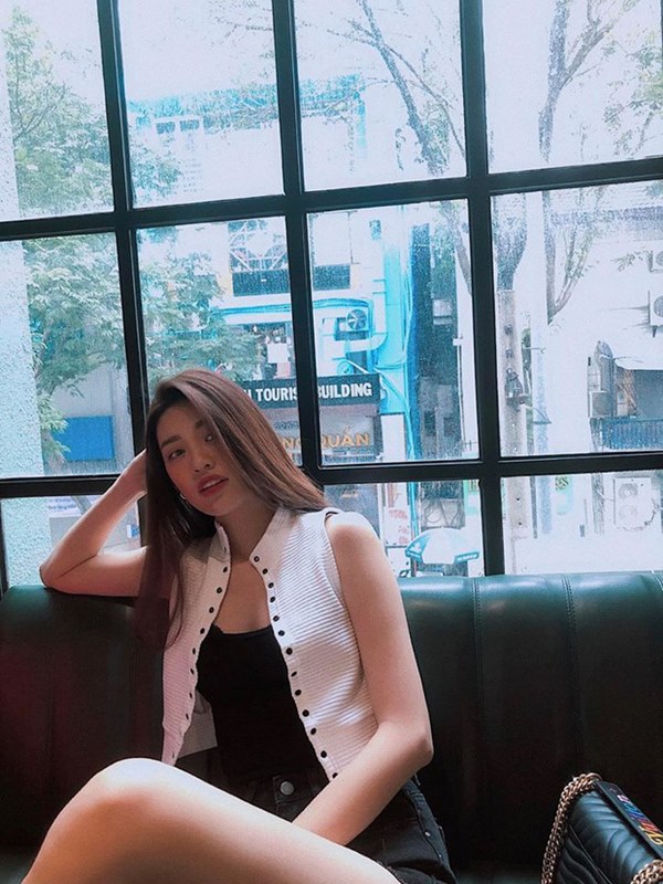 Tiết lộ nhan sắc đời thường và ảnh quá khứ hiếm hoi của Tân Hoa hậu Hoàn vũ Việt Nam Khánh Vân-13