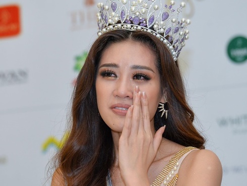 Đẳng cấp Tân Hoa hậu Hoàn Vũ Việt Nam - Khánh Vân: Mặt mộc ít phấn son cũng xinh xuất sắc, 360 độ không góc nào chết-9