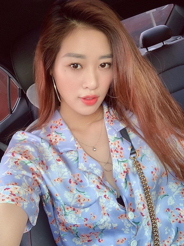 Đẳng cấp Tân Hoa hậu Hoàn Vũ Việt Nam - Khánh Vân: Mặt mộc ít phấn son cũng xinh xuất sắc, 360 độ không góc nào chết-5