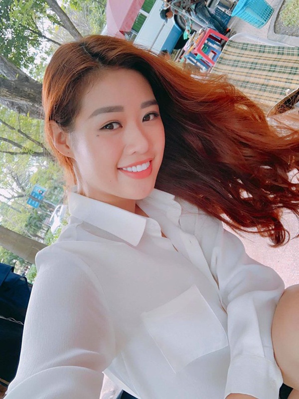 Đẳng cấp Tân Hoa hậu Hoàn Vũ Việt Nam - Khánh Vân: Mặt mộc ít phấn son cũng xinh xuất sắc, 360 độ không góc nào chết-6