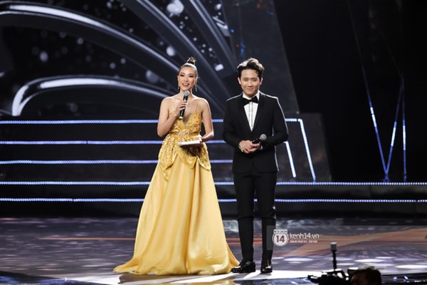 Trấn Thành bật mí sớm dự đoán Khánh Vân là Tân Hoa hậu, Hari Won liền vào cà khịa chuẩn không trượt phát nào!-2