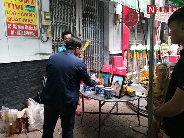Lặng người trước đám tang 3 nạn nhân vụ hỏa hoạn ở TP.HCM-3