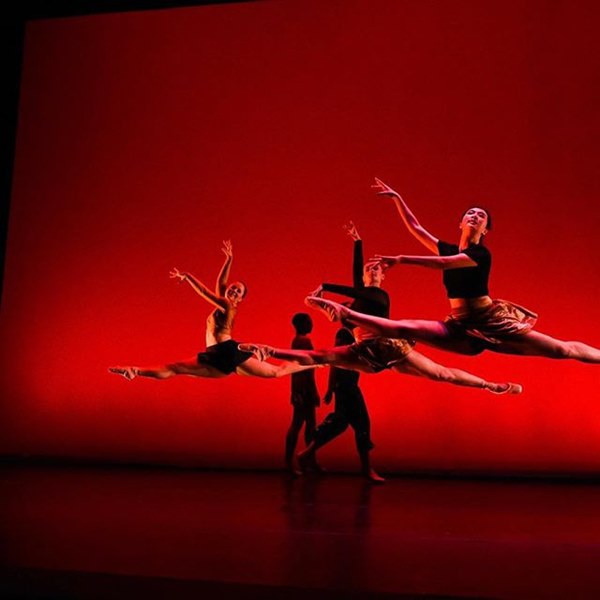 Ái nữ Huawei học Harvard, sống xa hoa như thế nào?-3