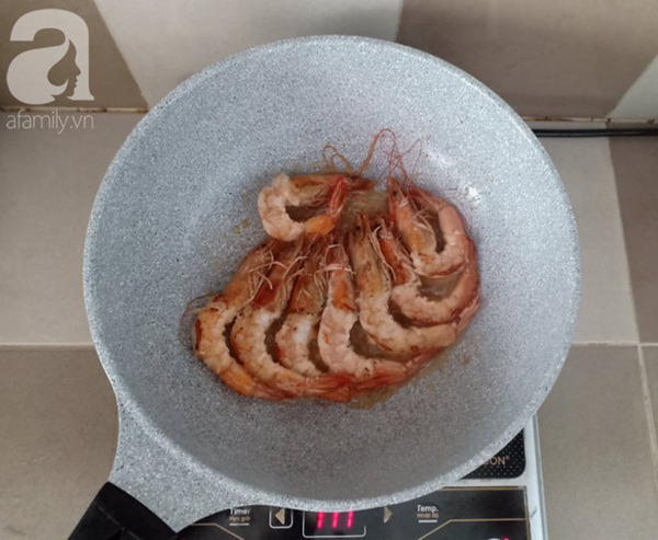 Cuối tuần đổi món với mì hải sản kiểu Nhật ngon nhức nhối không thua nhà hàng-4