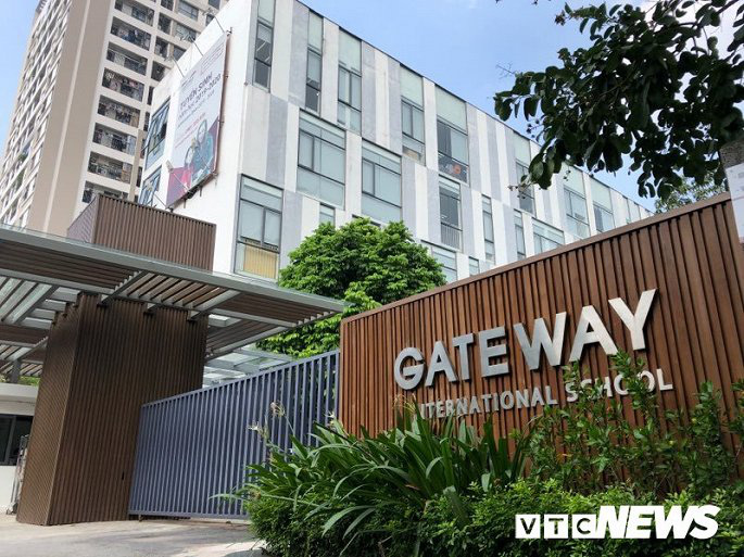Học sinh trường Gateway chết trên ô tô: Cô giáo chủ nhiệm nhờ sửa thông tin thế nào?-1