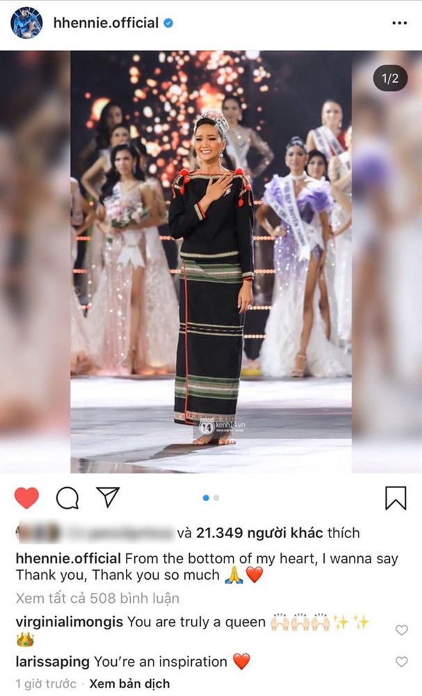 Mỹ nhân thế giới và dàn sao Vbiz xúc động trước màn final walk đặc biệt của HHen Niê: Mộc mạc đến kì diệu!-1