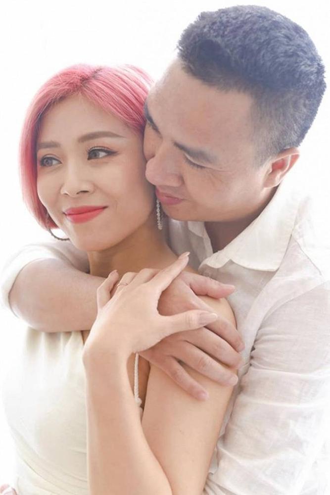 Đông về, ngắm bộ ảnh tình bể bình của MC Nguyễn Hoàng Linh nhiều người phải phát ghen-2