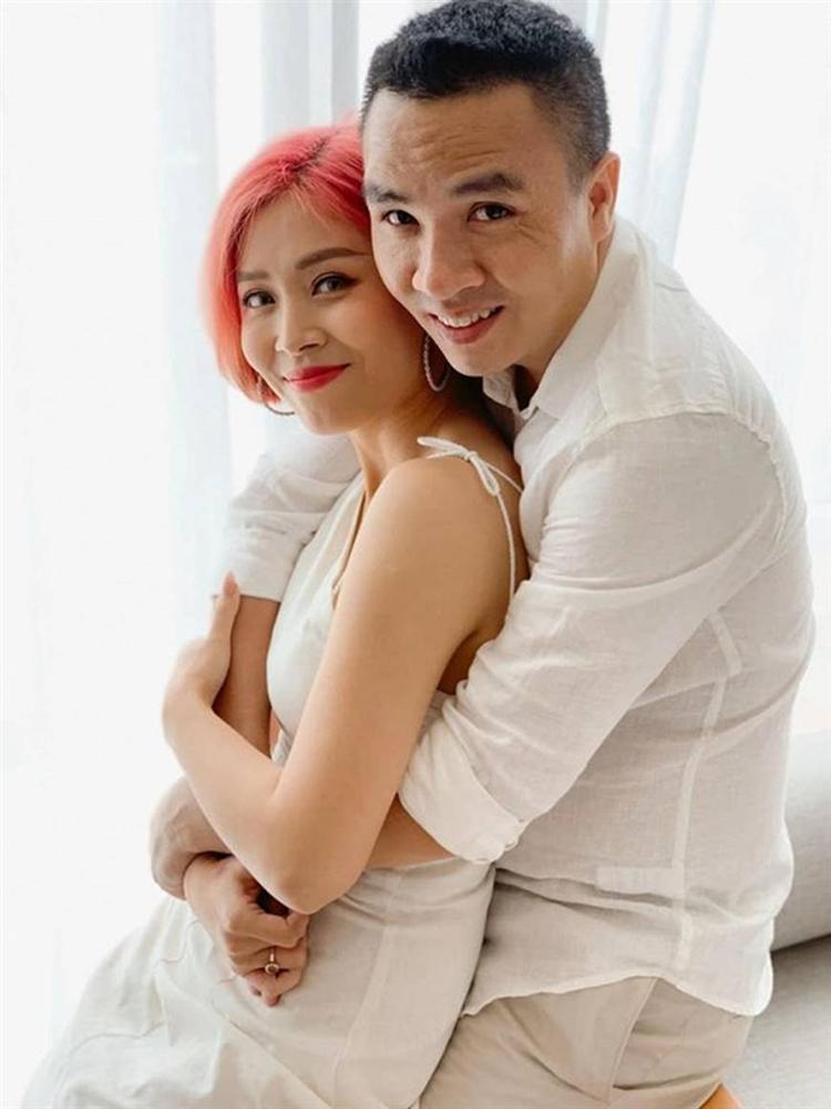 Đông về, ngắm bộ ảnh tình bể bình của MC Nguyễn Hoàng Linh nhiều người phải phát ghen-4