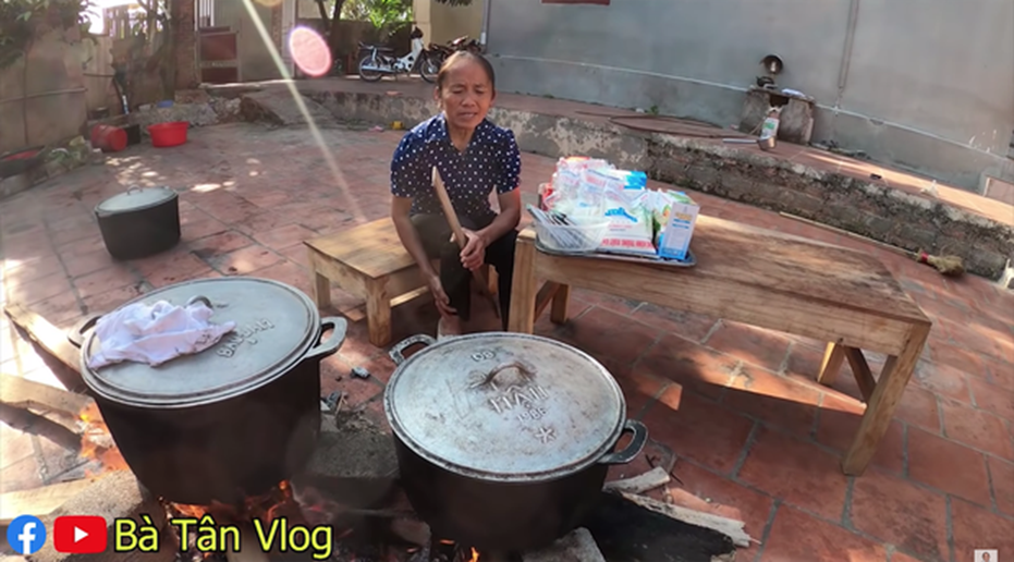Tuyên bố làm thạch 7 tầng nhưng chỉ được 4 tầng, lần này Bà Tân Vlog còn mượn luôn hình trên mạng để làm thumbnail-1