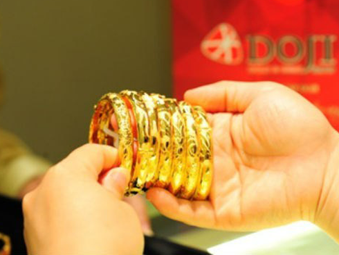Giá vàng hôm nay 10/12, tăng tốc mạnh từ đáy-3