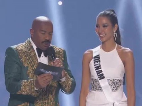 Hoàng Thùy xuất sắc với câu trả lời phỏng vấn Miss Universe bằng ca dao tục ngữ: 