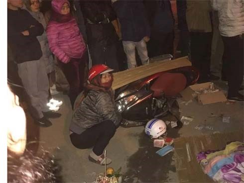 Nữ giáo viên bị xe tải tông tử vong thương tâm trong đêm khi đi thăm người ốm