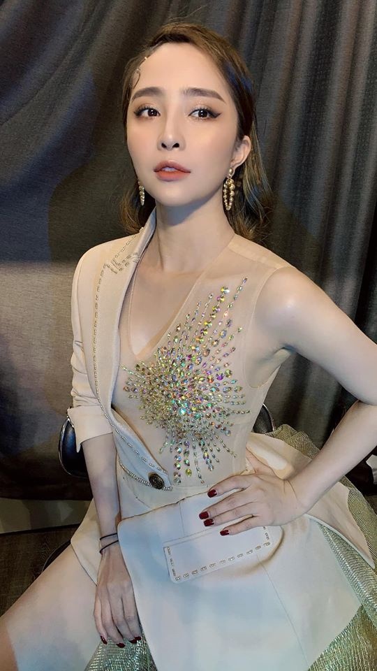 Quỳnh Nga mặc gợi cảm sau khi thừa nhận nâng ngực-5