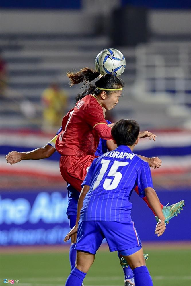 Mồ hôi, máu và nước mắt đưa tuyển nữ Việt Nam gặt vàng SEA Games-12