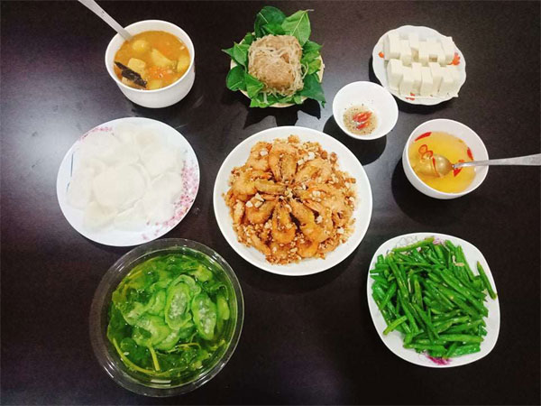 Chỉ 100k, 9X Nam Định gợi ý mâm cơm&nbsp;đuề huề, chồng phải bảo vợ nấu ít thôi-2