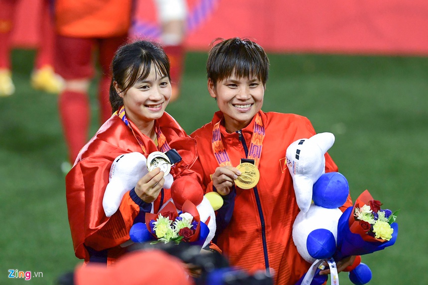 Mồ hôi, máu và nước mắt đưa tuyển nữ Việt Nam gặt vàng SEA Games-36