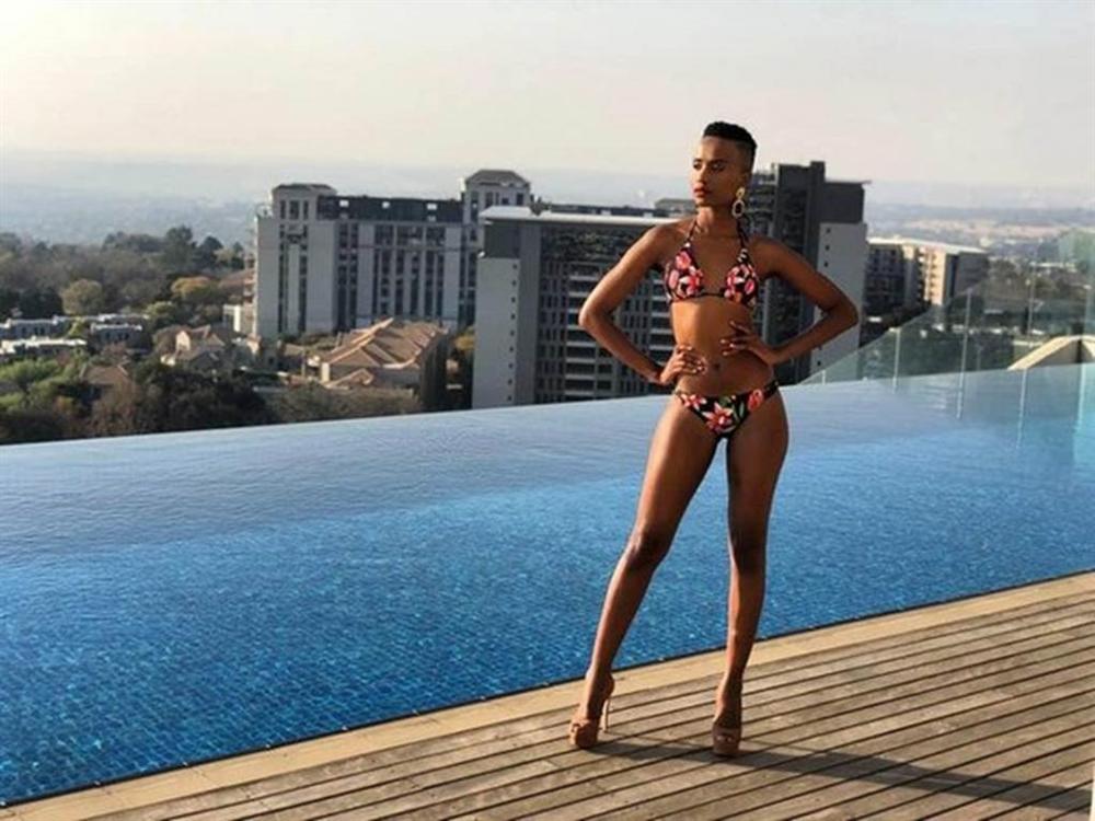 Bỏng mắt ngắm người đẹp Nam Phi mặc bikini cuốn hút đăng quang Miss Universe 2019-6