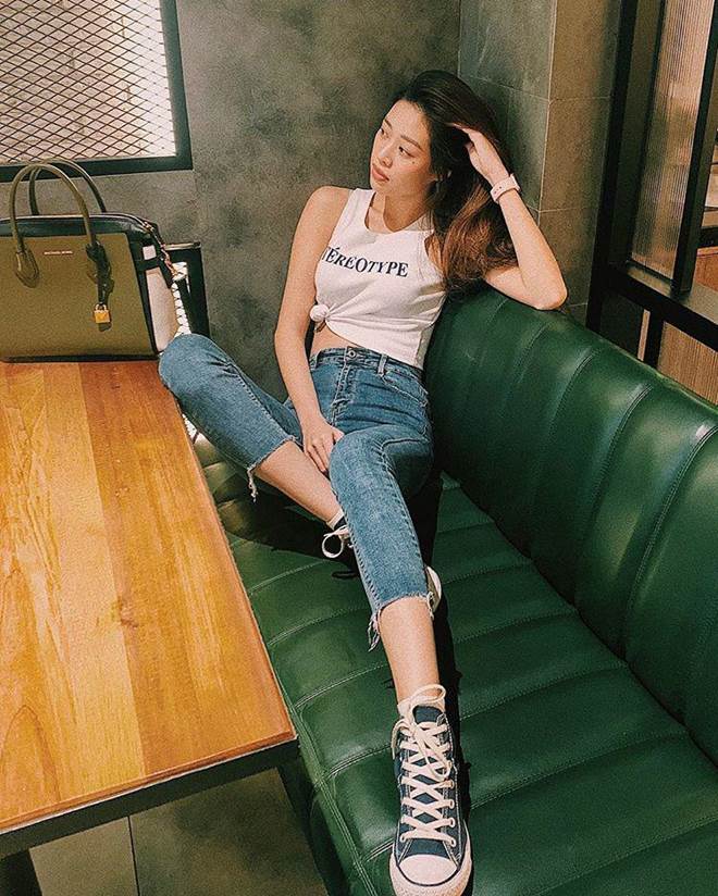 Ăn mặc cá tính hết phần thiên hạ, Hoa hậu Khánh Vân còn mê xài túi hiệu chẳng kém ai-4