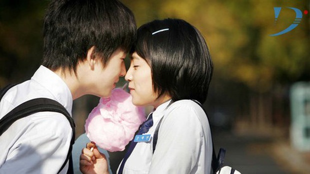 Giật mình khi con trai lớp 8 nói Con muốn ngửi mùi cơ thể và gần gũi bạn ấy-1