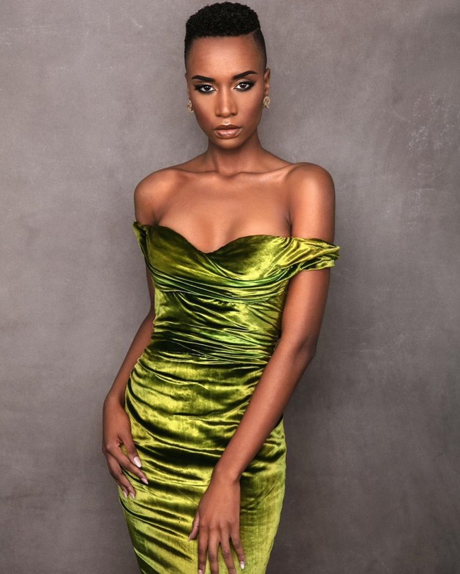 Chiêm ngưỡng loạt ảnh đời thường và background xịn của Tân Hoa hậu Hoàn vũ mới biết vì sao Hoàng Thùy lại bị người đẹp Nam Phi bỏ xa đến thế-4