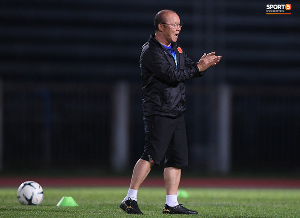 Thầy Park cũng phải cầu may!-5