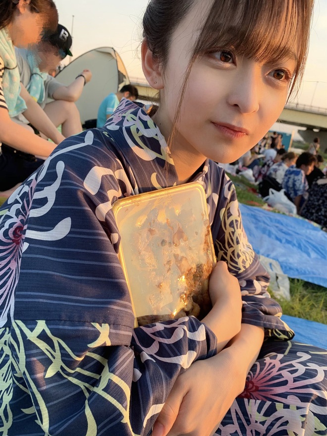 Nữ sinh Nhật cao 1m46 vẫn giật giải Hoa khôi vì xinh như búp bê, khiến hội con trai bùng lên cảm giác muốn bảo vệ-8